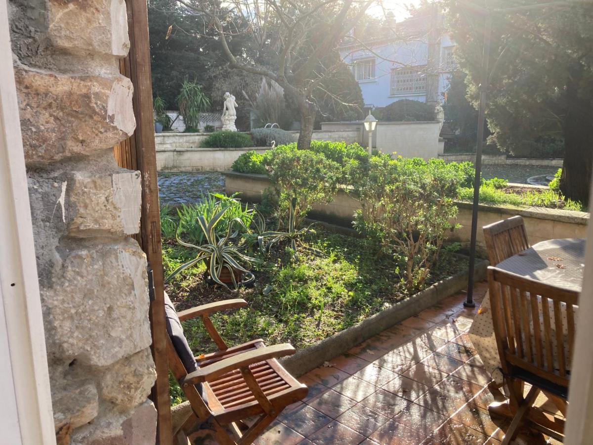 Gite Encore Un Soir Hyères Zewnętrze zdjęcie